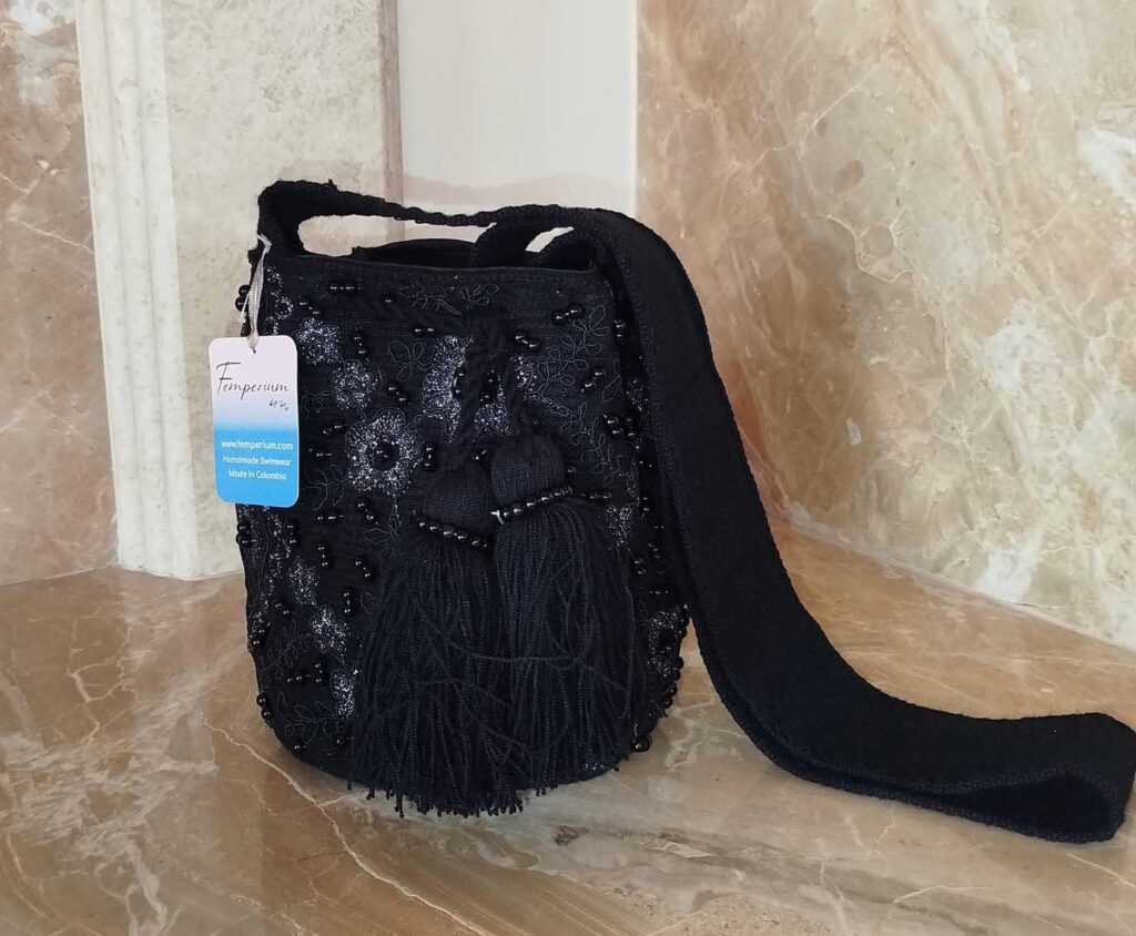Bags Wayuu Black Medium 3
