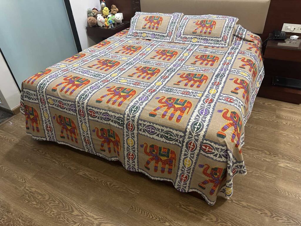 Bed Sheets - Cotton - Light Brown + Rainbow Elephants - LoomInUs - 15