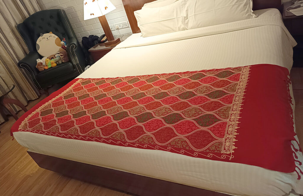 Scarves Kashmir Wool Stole Royal Red 8
