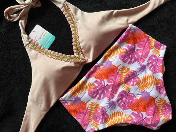 Bikini — Rosewood Top + Pink Floral Bottom (Size M) — photo 2