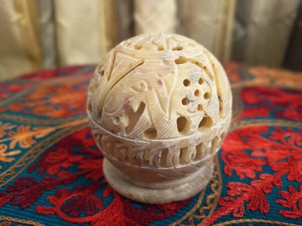 Hand-Carved Agra Marble Tealight Holder — Elephants — photo 1