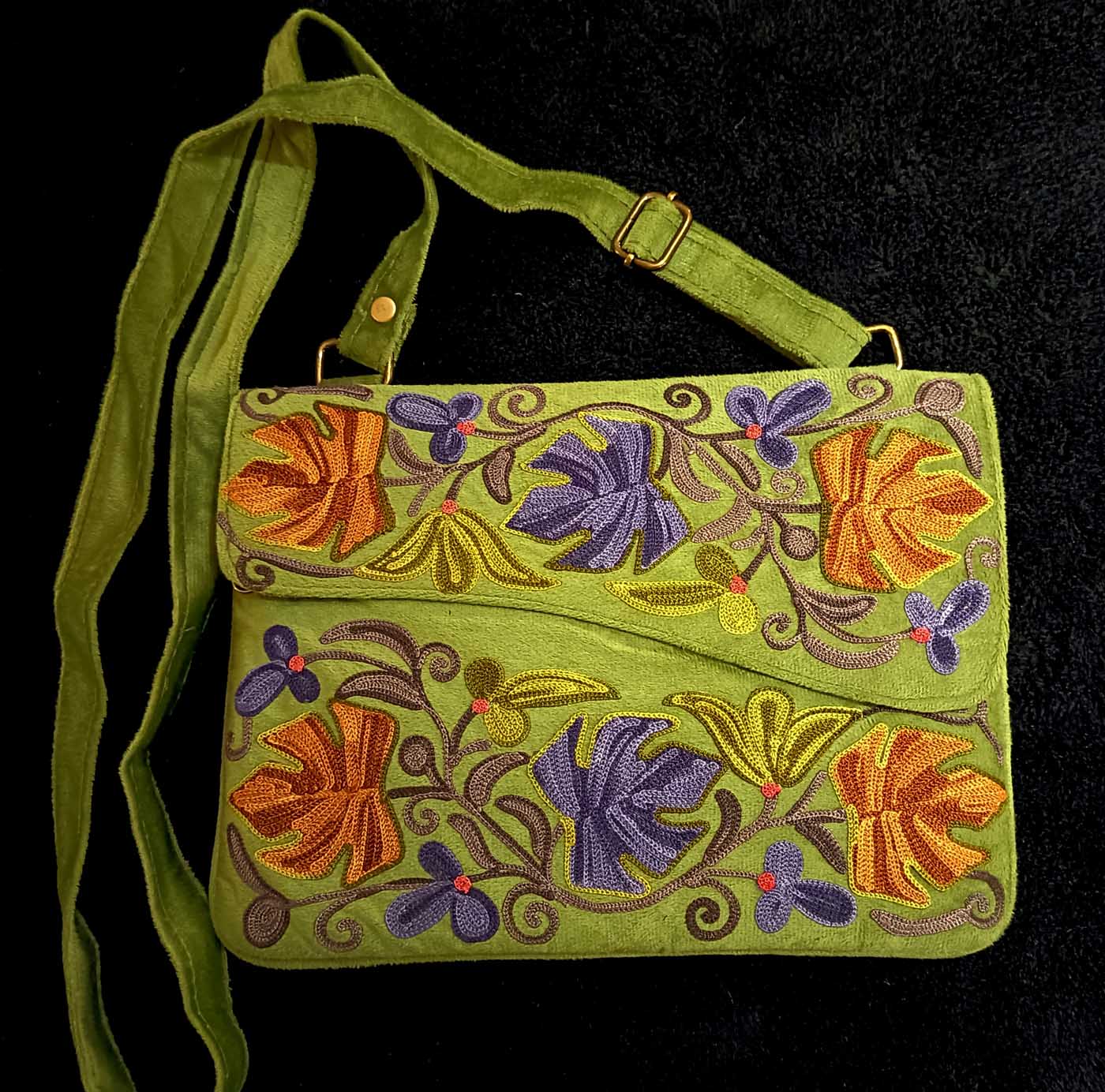Kashmiri Suede Bag — Shoulder Strap, 1-Zipper — Light Green — photo 4