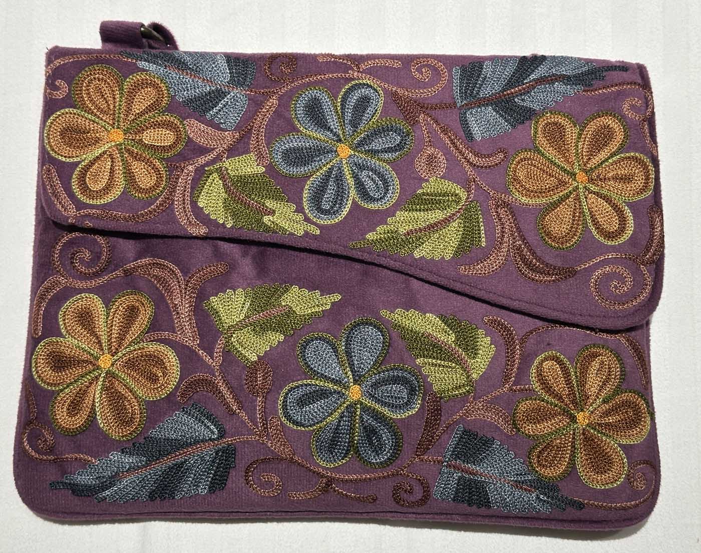 Kashmiri Suede Bag — Shoulder Strap, 1-Zipper — Light Purple — photo 4